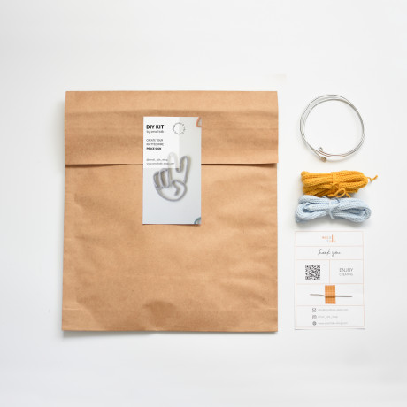 ערכת יצירה | סמל שלום סרוג