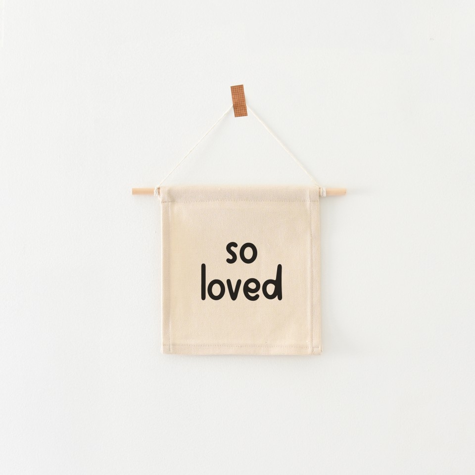 דגלון | So loved